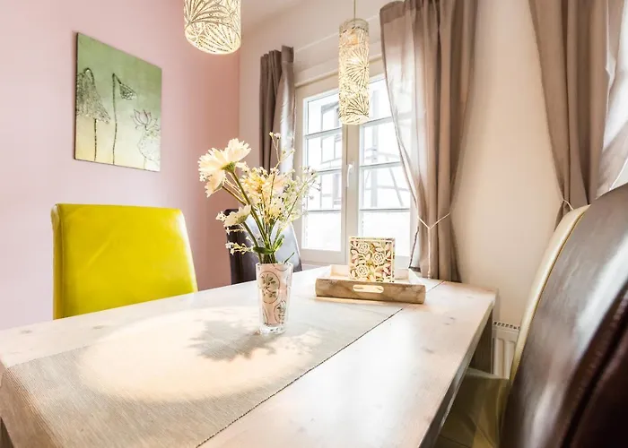 Gemuetliche Fachwerkwohnung 아파트 *