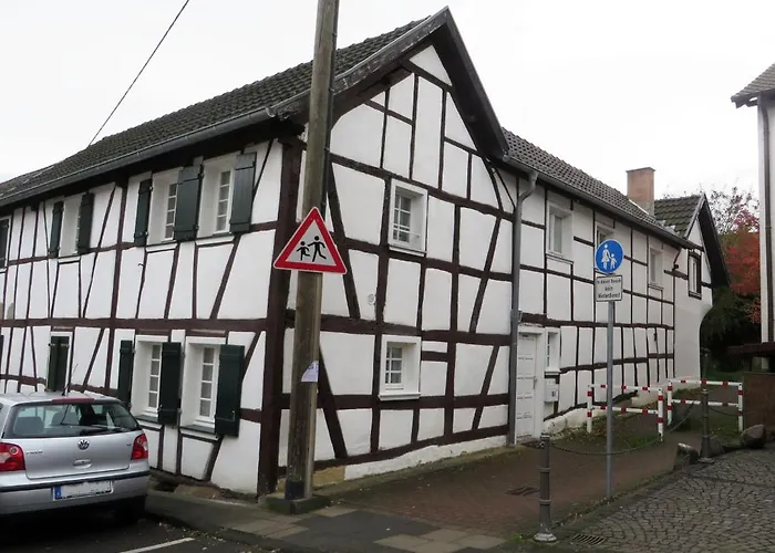 아파트 Gemuetliche Fachwerkwohnung Alfter